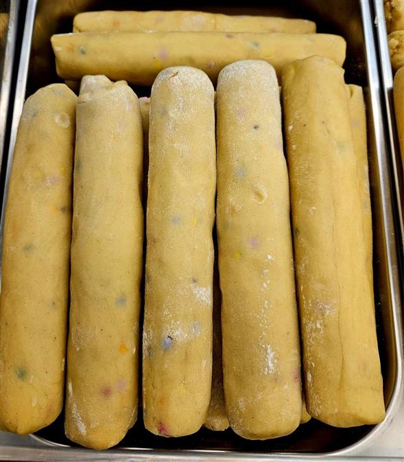 Regnbue-specie småkagedej